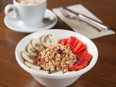 pinale-ubereats-fitbowl-p09cw5pe5xpqca683j6lafrrc95plei7m0jmiu72rc Bowls